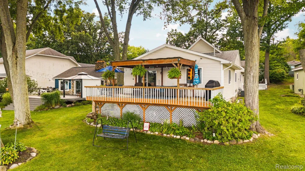 5958 Bullard Road Hartland Township, MI 48430