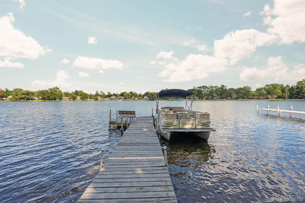 5958 Bullard Road Hartland Township, MI 48430