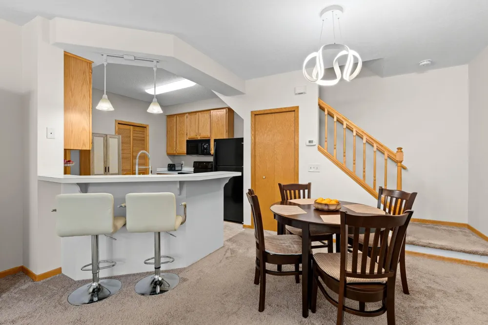 15309 Greenhaven Lane #109 Burnsville, MN 55306