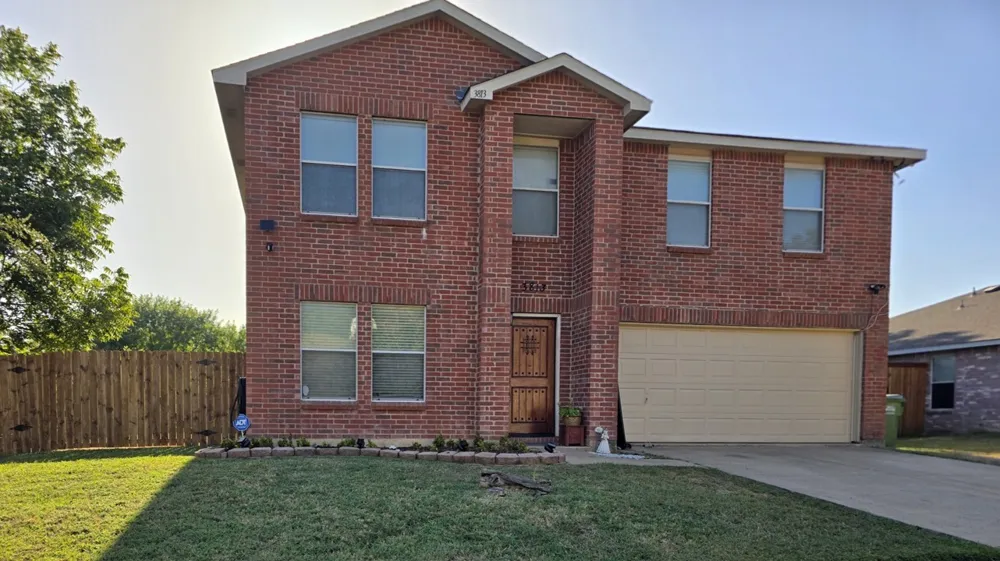 3813 Summer Hill Drive Balch Springs, TX 75180