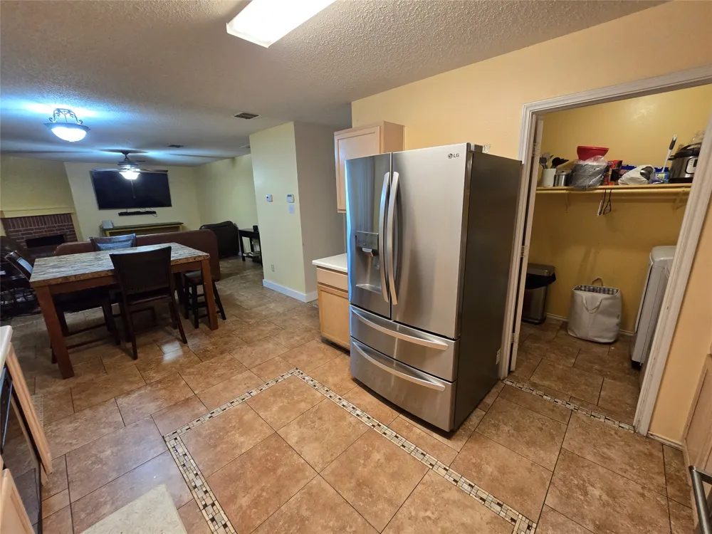 3813 Summer Hill Drive Balch Springs, TX 75180