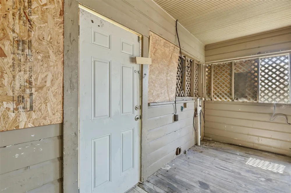800 E Lobit Street Baytown, TX 77520