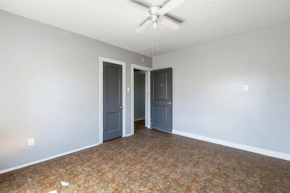 800 E Lobit Street Baytown, TX 77520