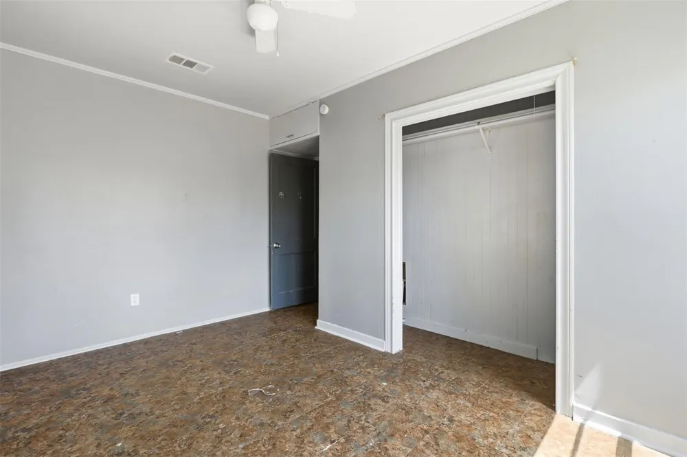 800 E Lobit Street Baytown, TX 77520
