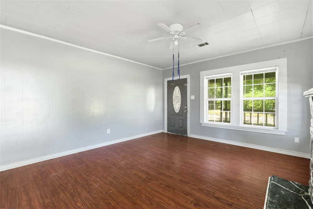 800 E Lobit Street Baytown, TX 77520