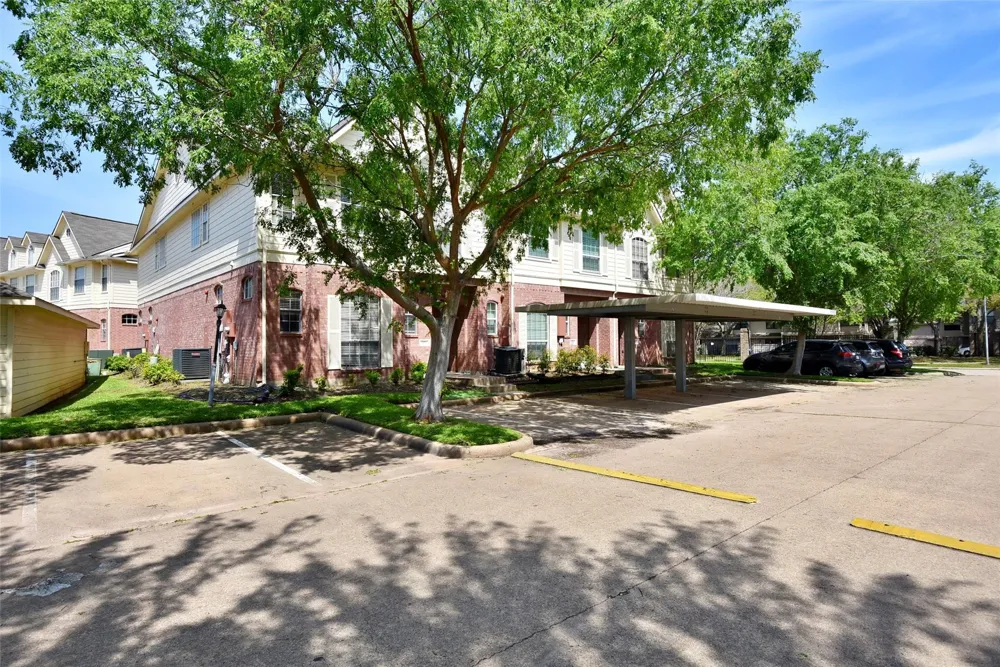 2710 Grants Lake Boulevard #K5 Sugar Land, TX 77479