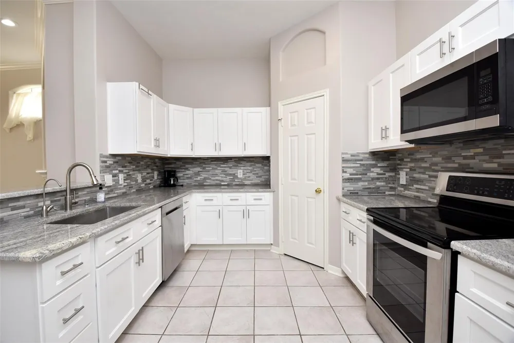 2710 Grants Lake Boulevard #K5 Sugar Land, TX 77479
