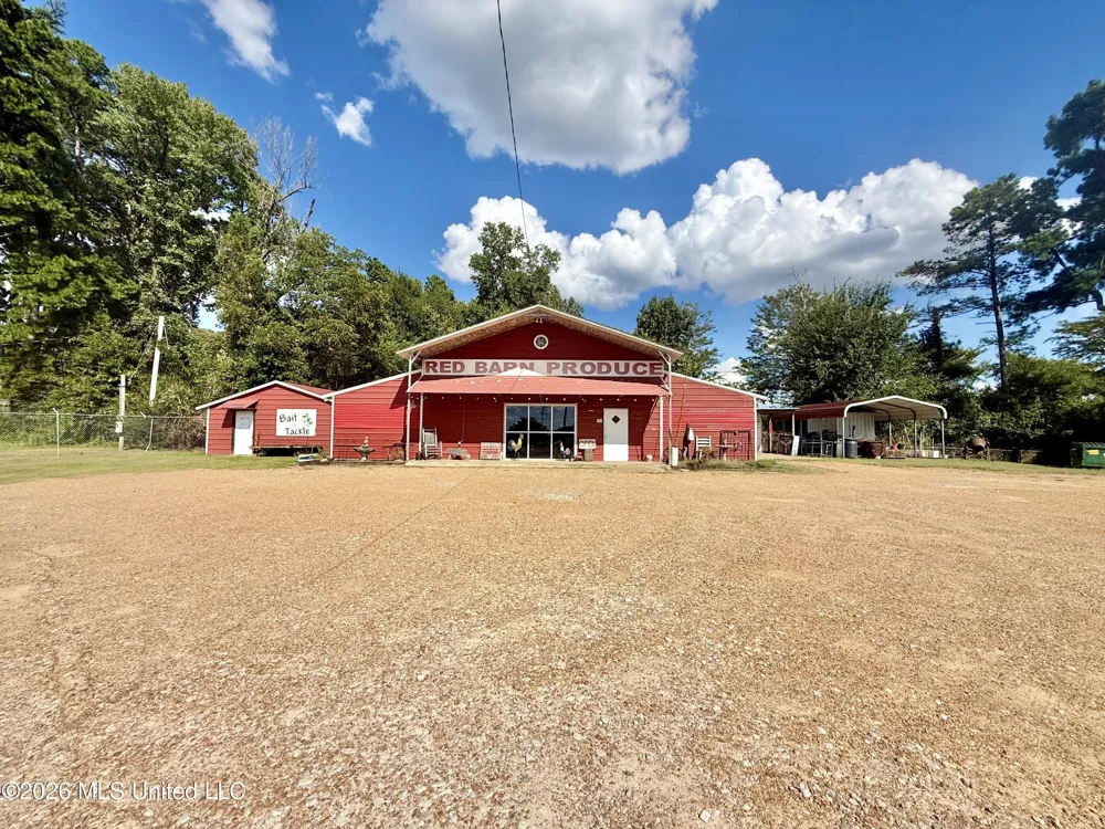 23186 Highway 51 Crystal Springs, MS 39059