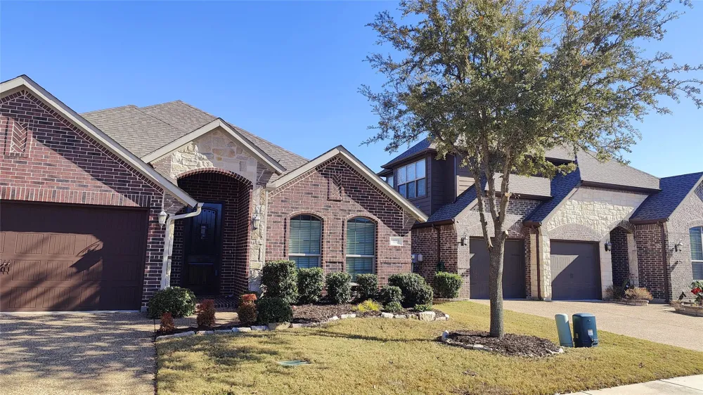 113 Chelsea Court Lewisville, TX 75067