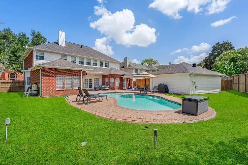 1221 Wedgewood Drive Sugar Land, TX 77478