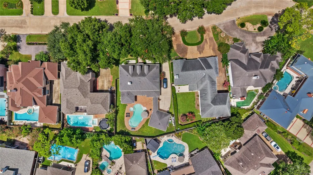 1221 Wedgewood Drive Sugar Land, TX 77478