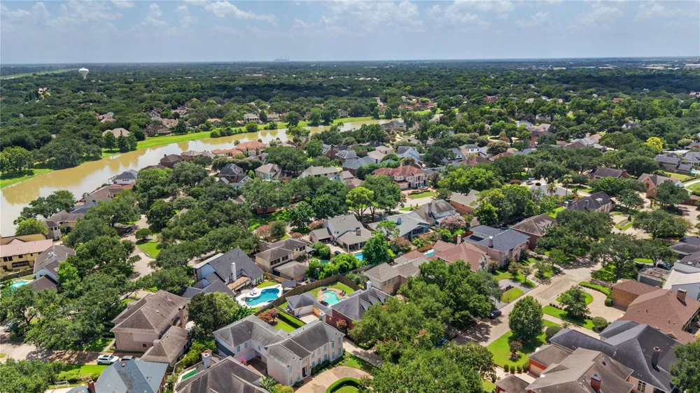 1221 Wedgewood Drive Sugar Land, TX 77478
