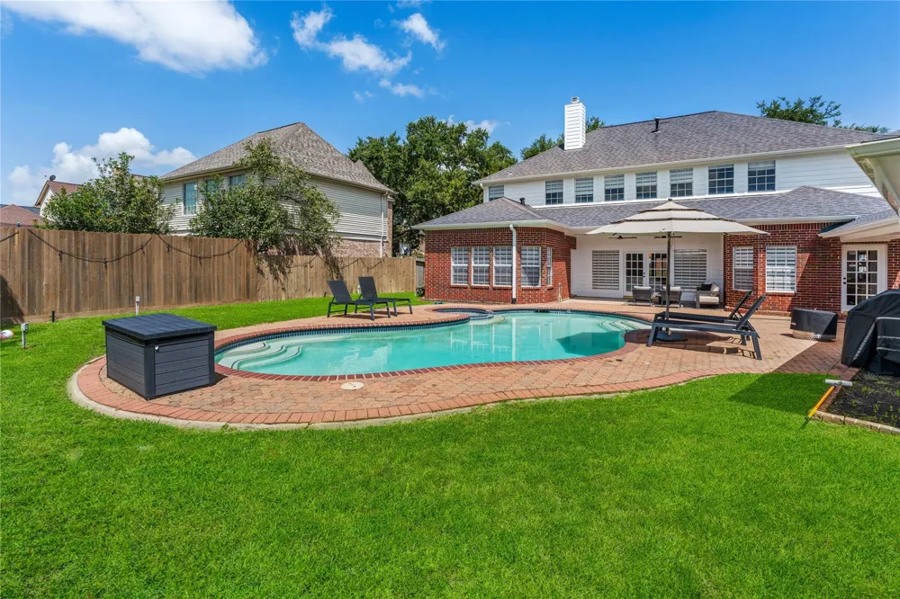 1221 Wedgewood Drive Sugar Land, TX 77478