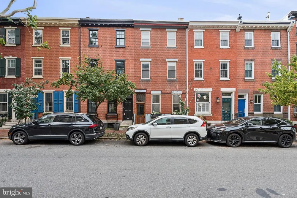 2218 LOCUST STREET Philadelphia, PA 19103
