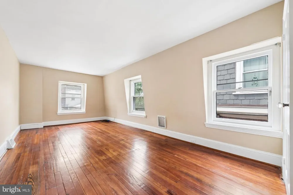 2218 LOCUST STREET Philadelphia, PA 19103