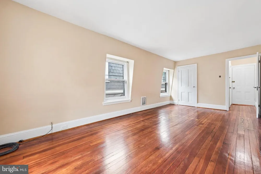 2218 LOCUST STREET Philadelphia, PA 19103