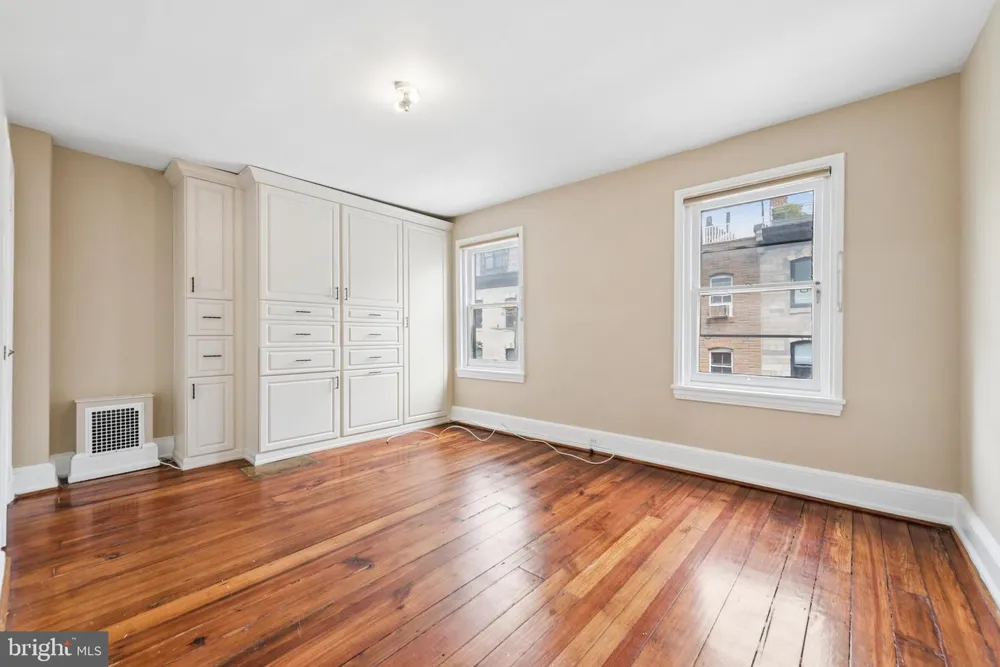 2218 LOCUST STREET Philadelphia, PA 19103