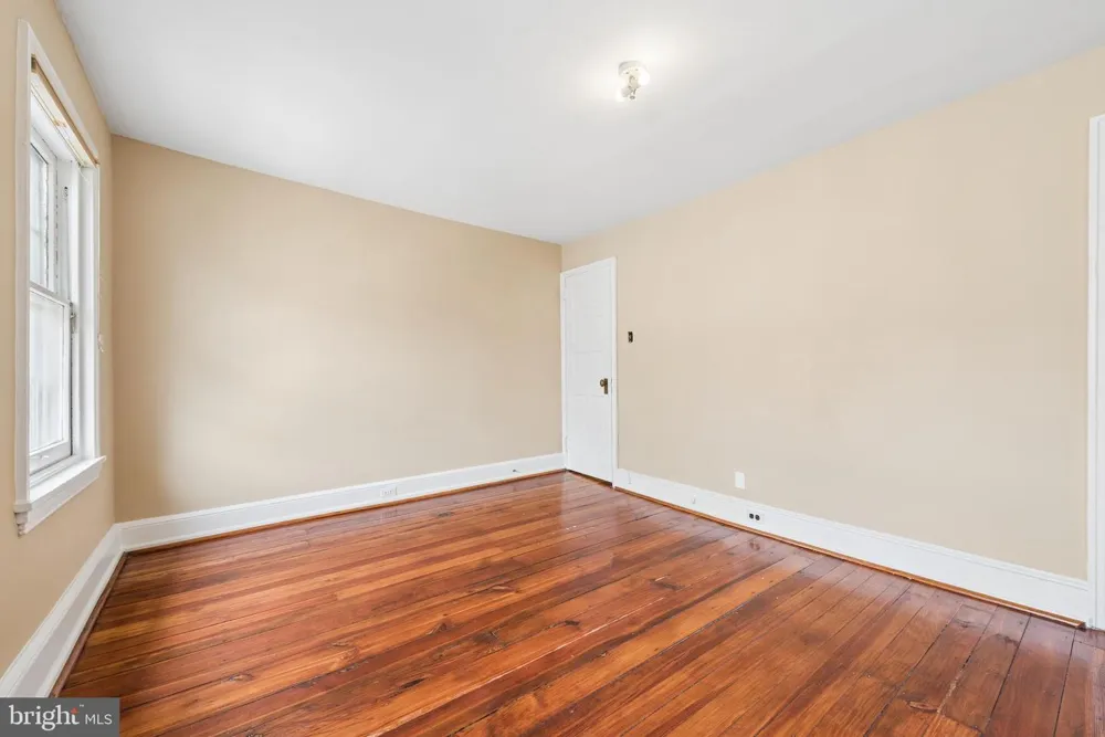 2218 LOCUST STREET Philadelphia, PA 19103