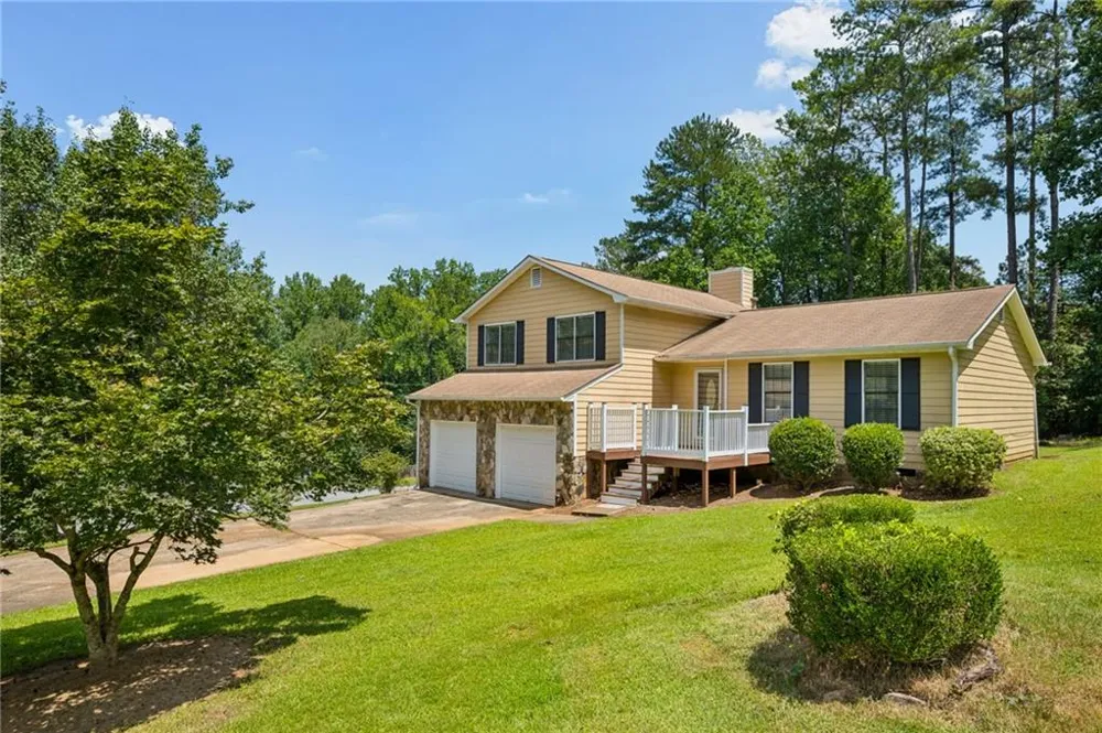 4390 Valley Brook Lane College Park, GA 30349