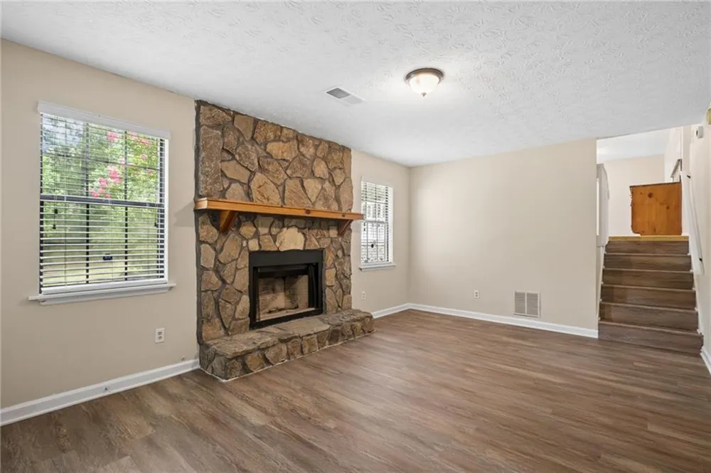 4390 Valley Brook Lane College Park, GA 30349