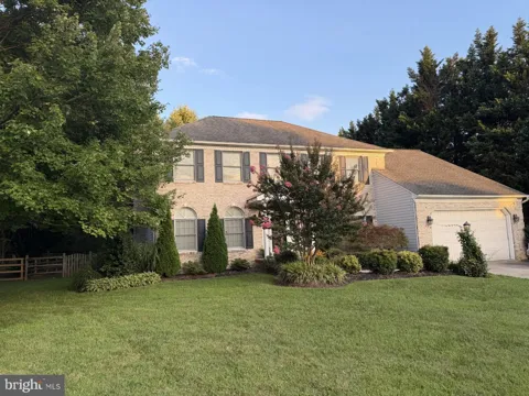 1903 GREENWOOD DRIVE