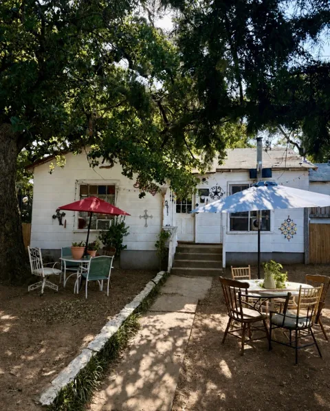 1906 6th Avenue