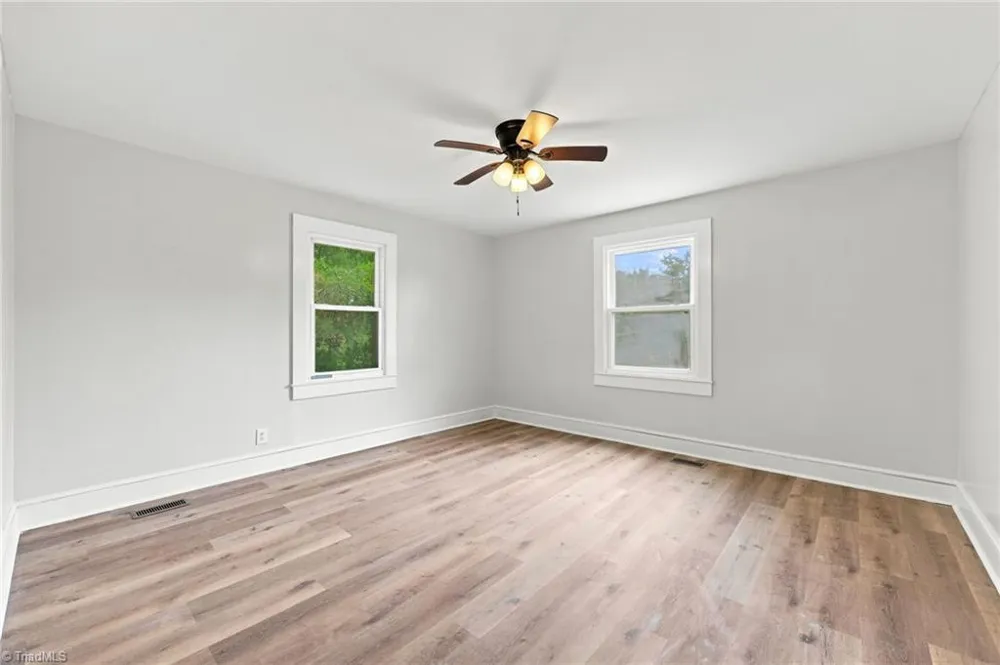 2128 Old Nc Highway 109 Lexington, NC 27292