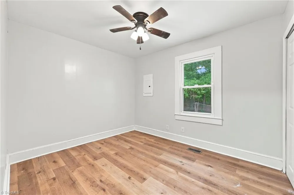 2128 Old Nc Highway 109 Lexington, NC 27292