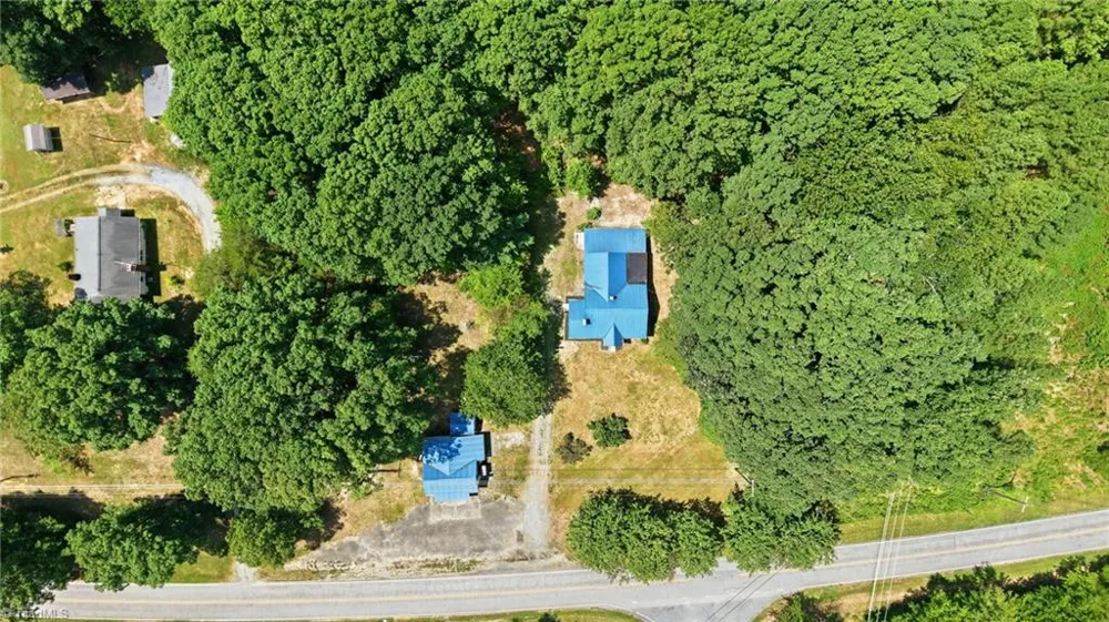 2128 Old Nc Highway 109 Lexington, NC 27292