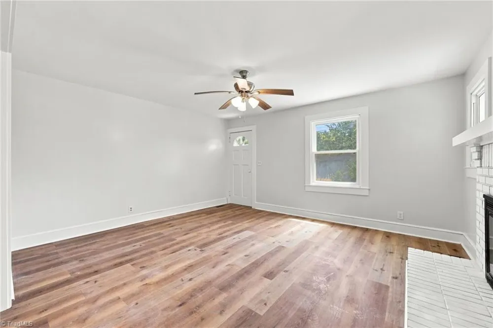 2128 Old Nc Highway 109 Lexington, NC 27292