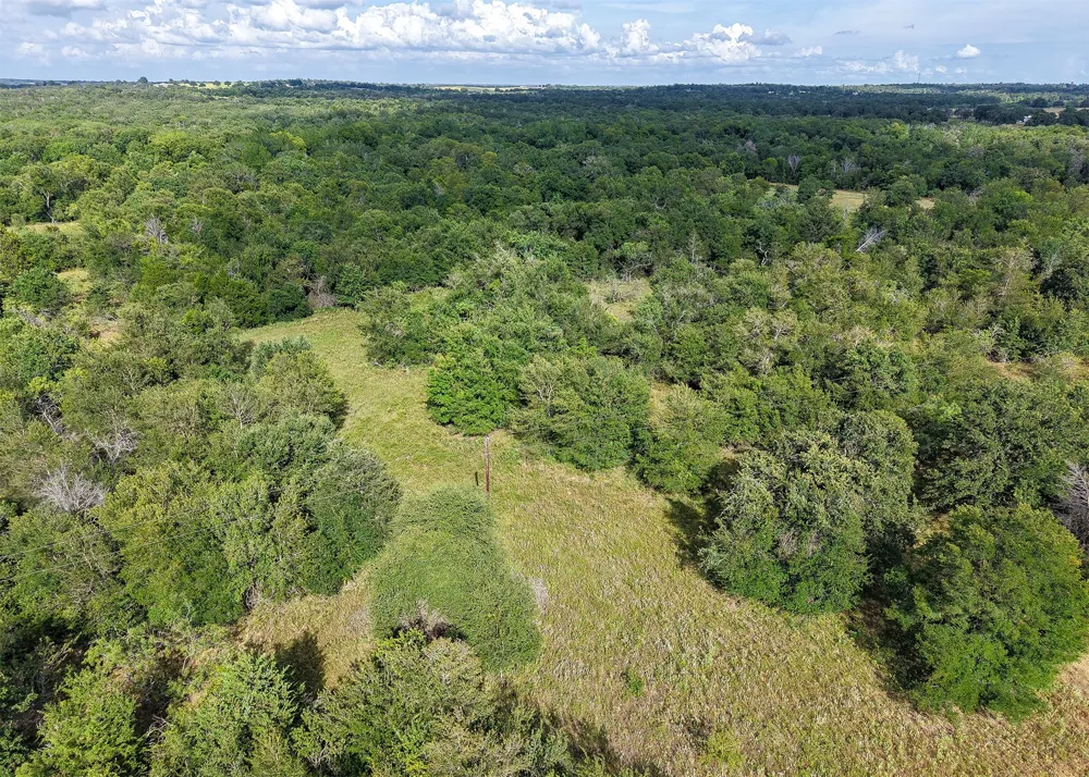 1210 County Road 302 Rockdale, TX 76567