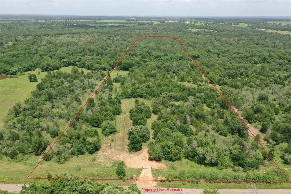 1210 County Road 302 Rockdale, TX 76567