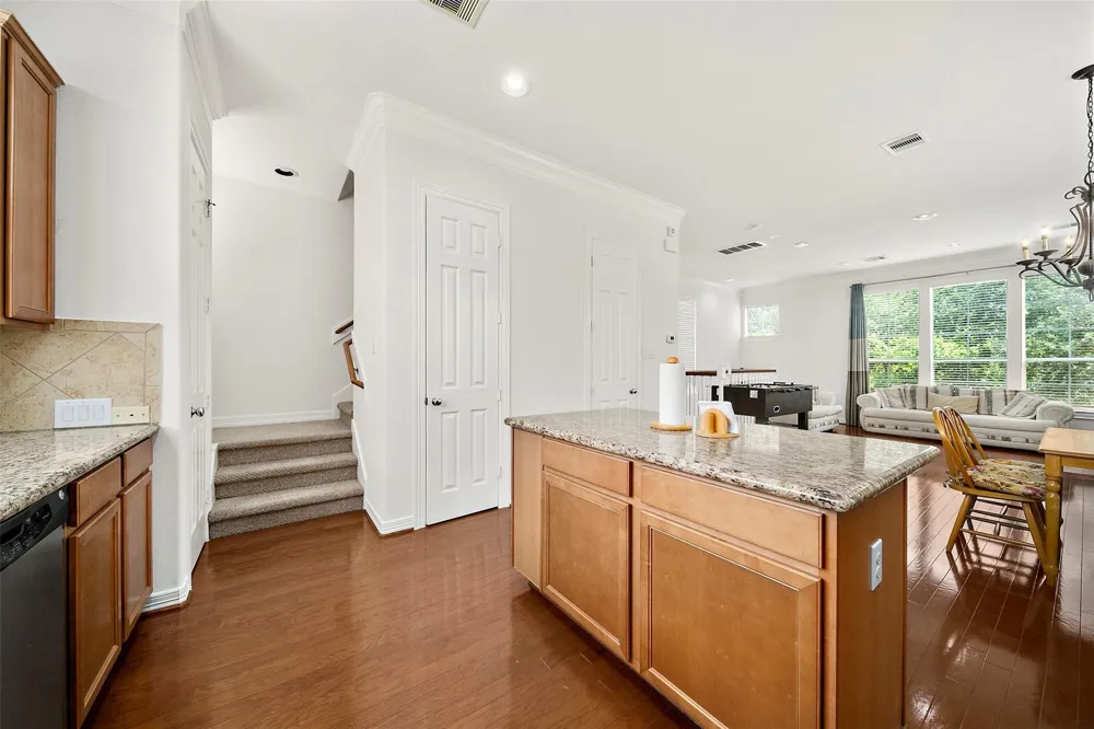 3113 Clearview Circle Houston, TX 77025