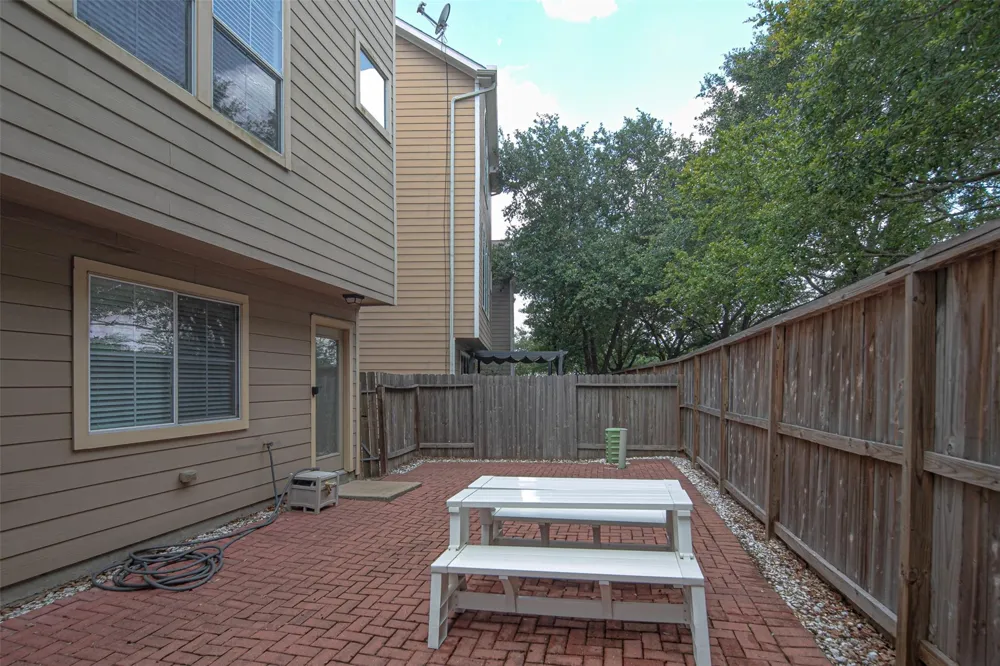 3113 Clearview Circle Houston, TX 77025