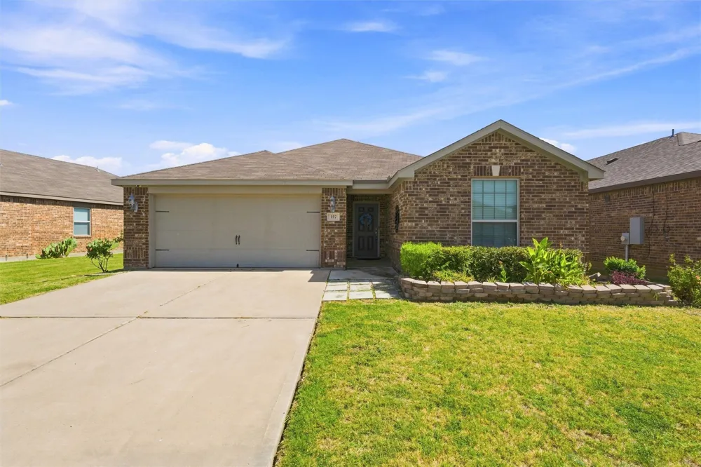 157 Presidents Way Venus, TX 76084