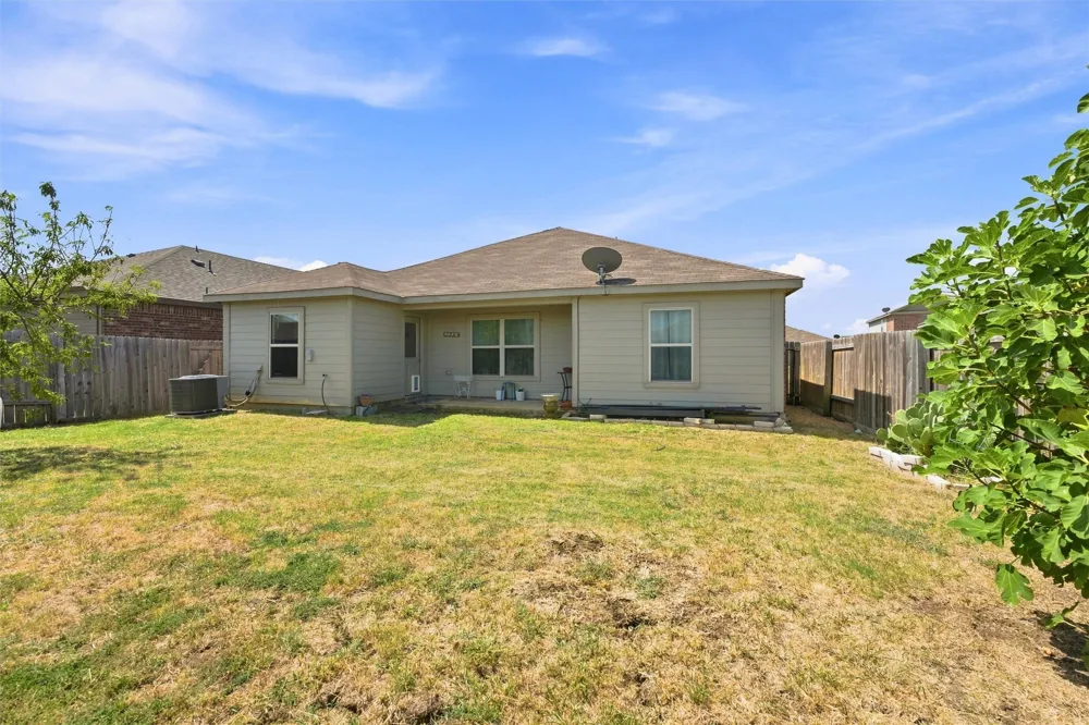 157 Presidents Way Venus, TX 76084