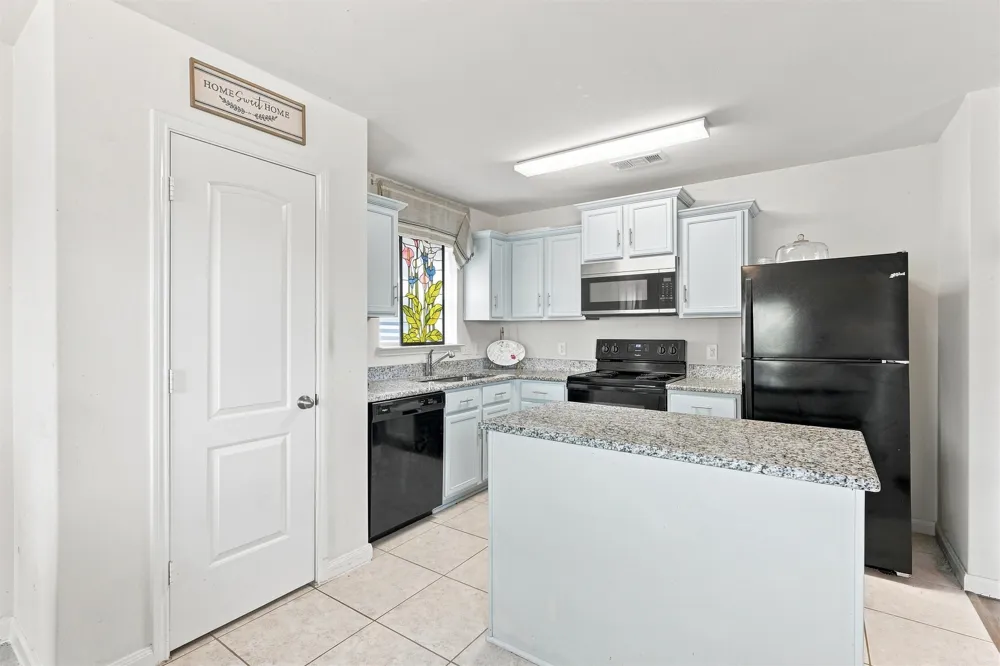 157 Presidents Way Venus, TX 76084