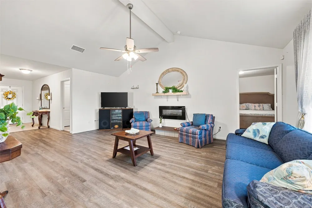 157 Presidents Way Venus, TX 76084