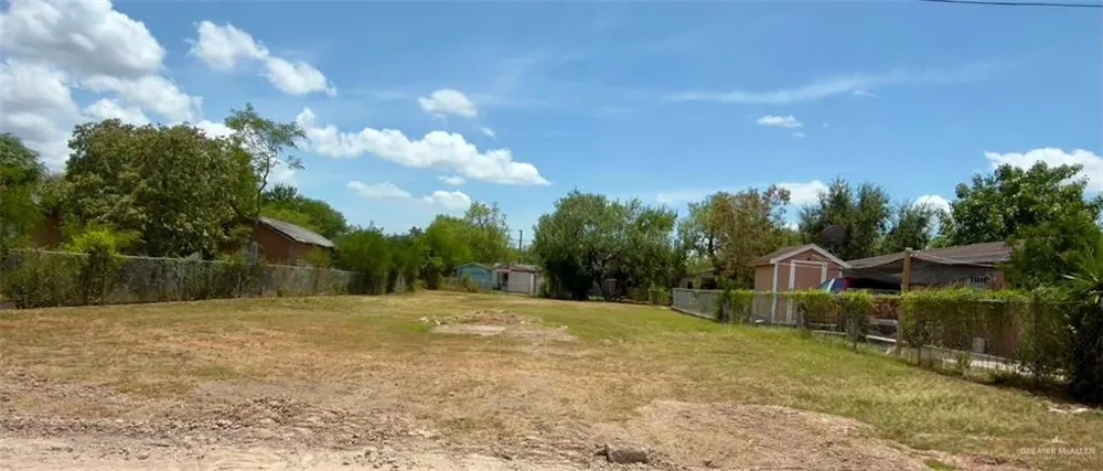 706 E Agostadero Street Weslaco, TX 78596