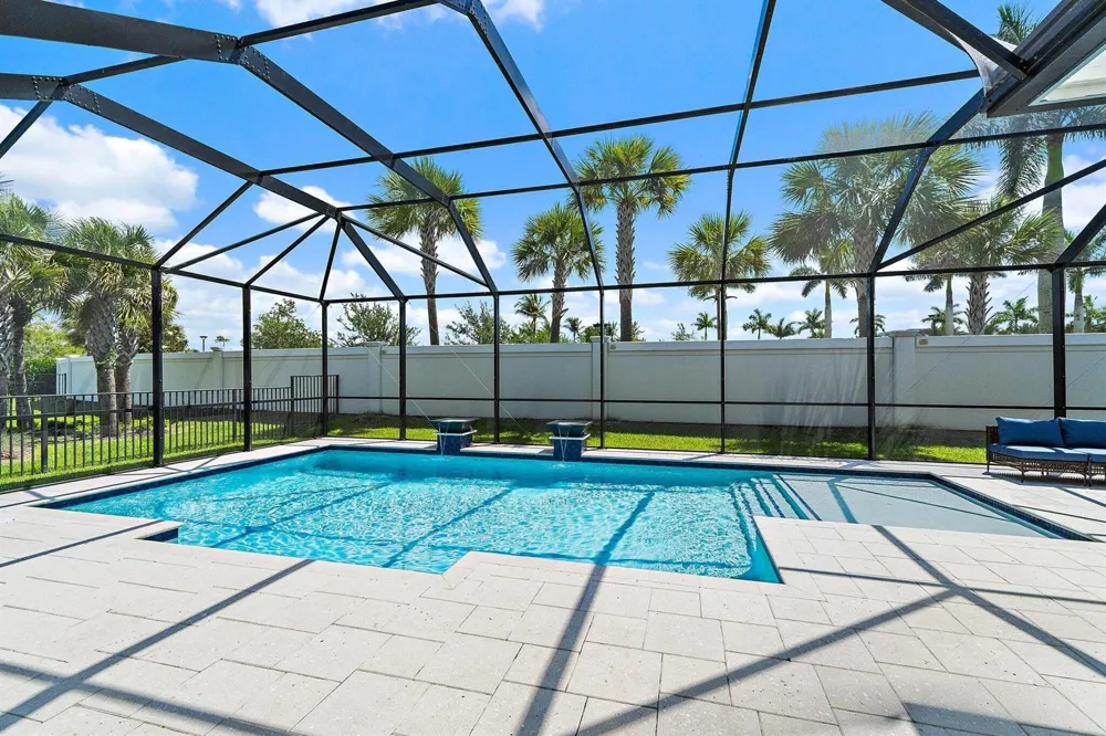 12172 Waterstone Circle Palm Beach Gardens, FL 33412