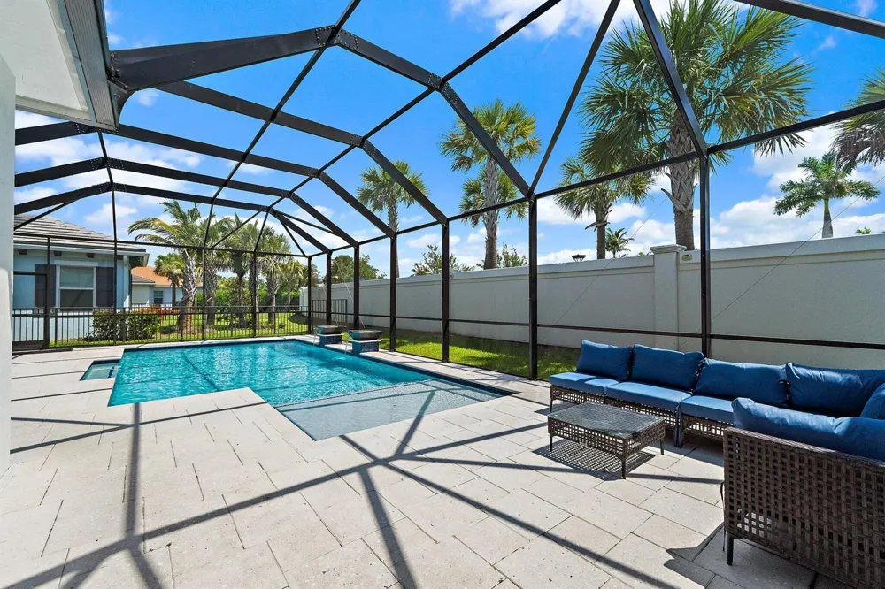 12172 Waterstone Circle Palm Beach Gardens, FL 33412