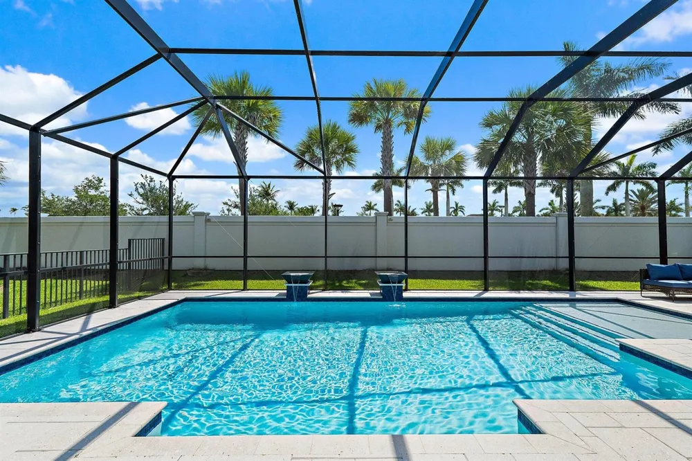 12172 Waterstone Circle Palm Beach Gardens, FL 33412