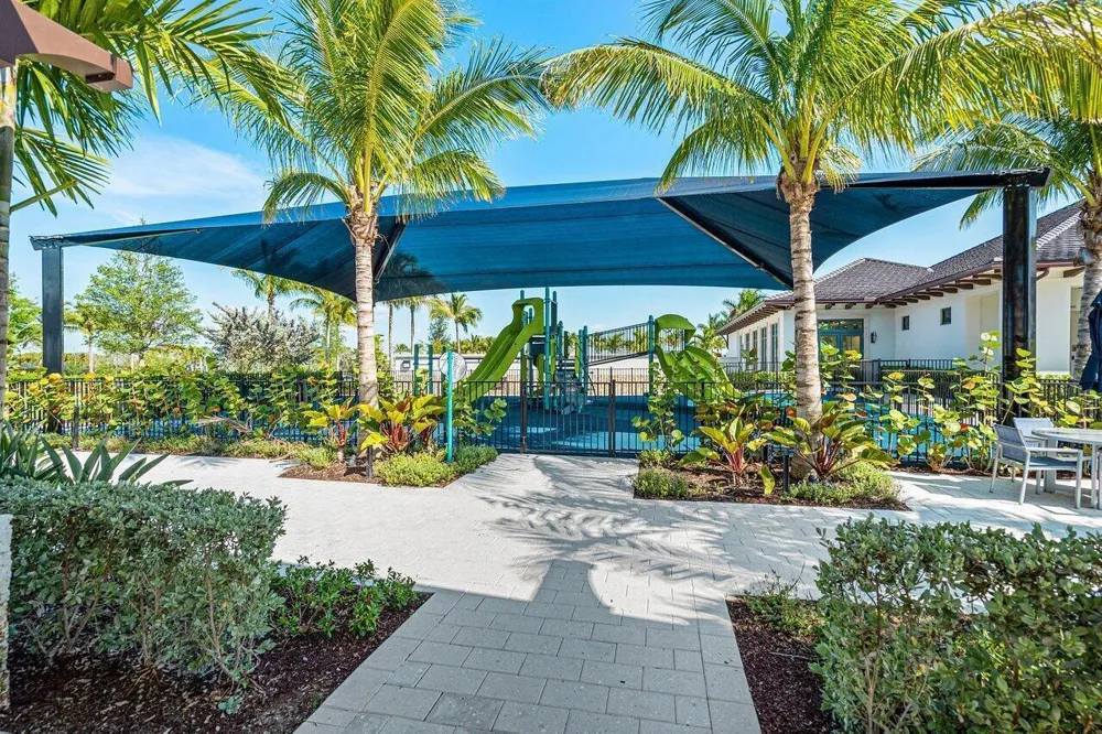 12172 Waterstone Circle Palm Beach Gardens, FL 33412