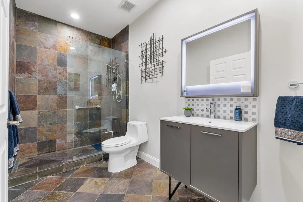 1081 BEL AIRE DRIVE E Pembroke Pines, FL 33027