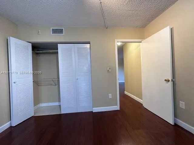2075 SW 122nd Ave #117 Miami, FL 33175