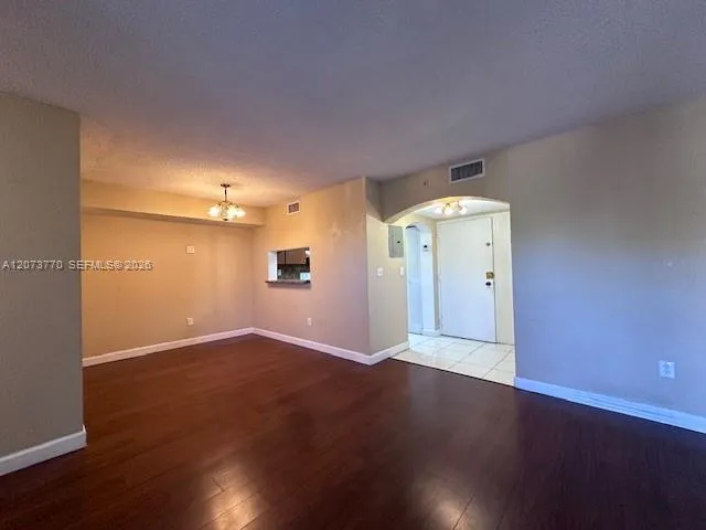 2075 SW 122nd Ave #117 Miami, FL 33175