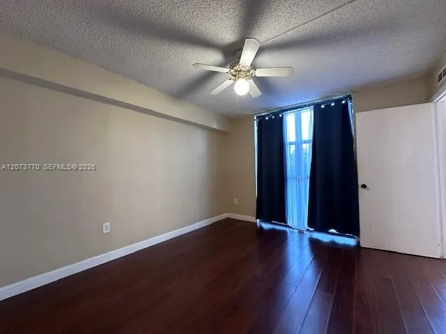 2075 SW 122nd Ave #117 Miami, FL 33175