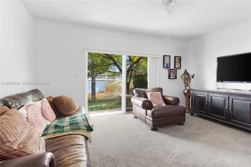 8549 SW 214th Ln Cutler Bay, FL 33189