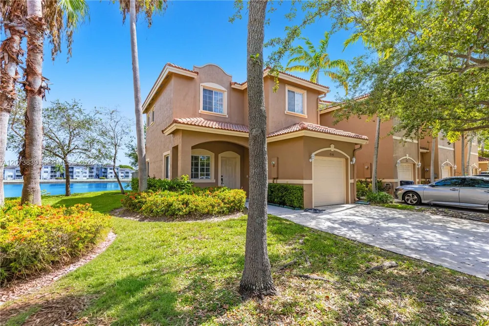 8549 SW 214th Ln Cutler Bay, FL 33189