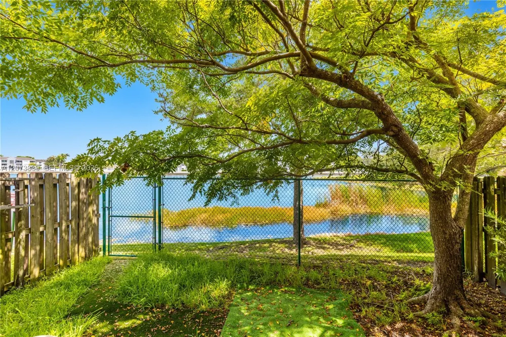 8549 SW 214th Ln Cutler Bay, FL 33189